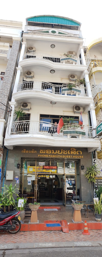 Phonepaseuth Hotel 2/55