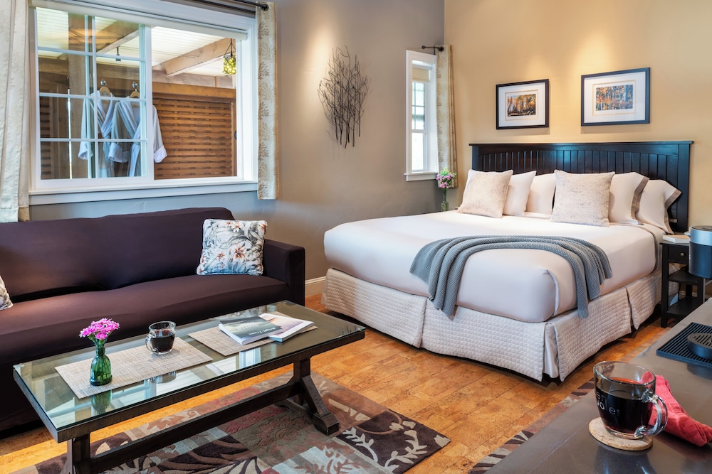 Eden Vale Inn 12/50