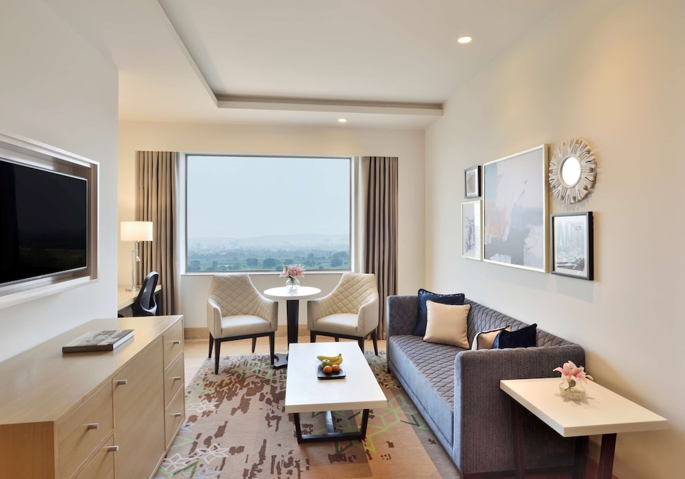 Radisson Gurugram Udyog Vihar 26/48