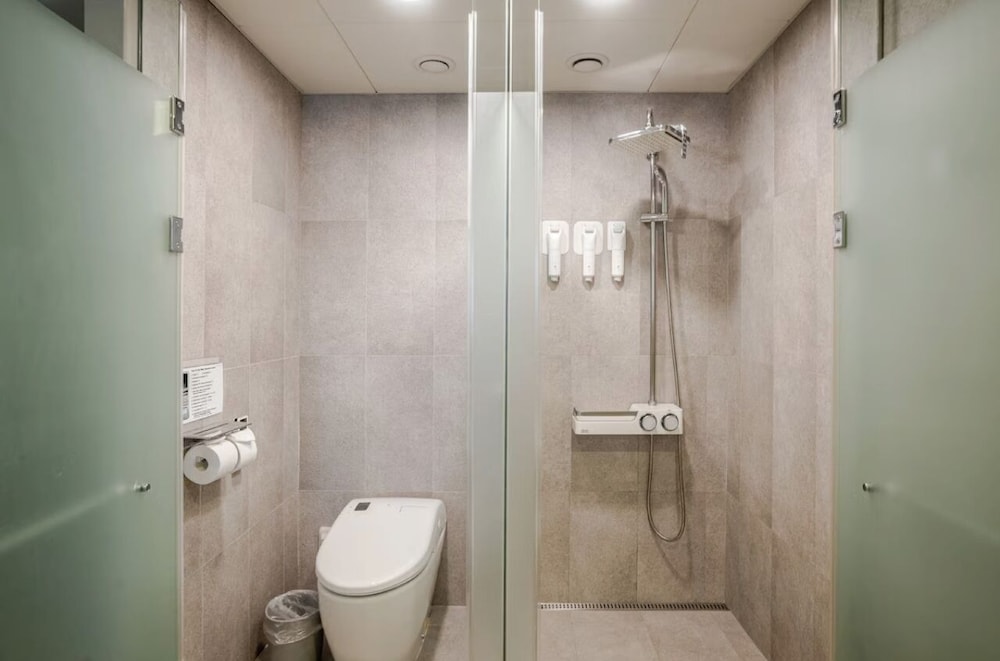 New Seoul Hotel 47/50