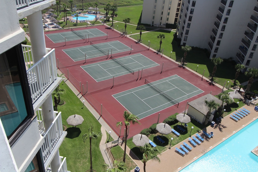 Royale Beach and Tennis Club, a VRI resort 22/49