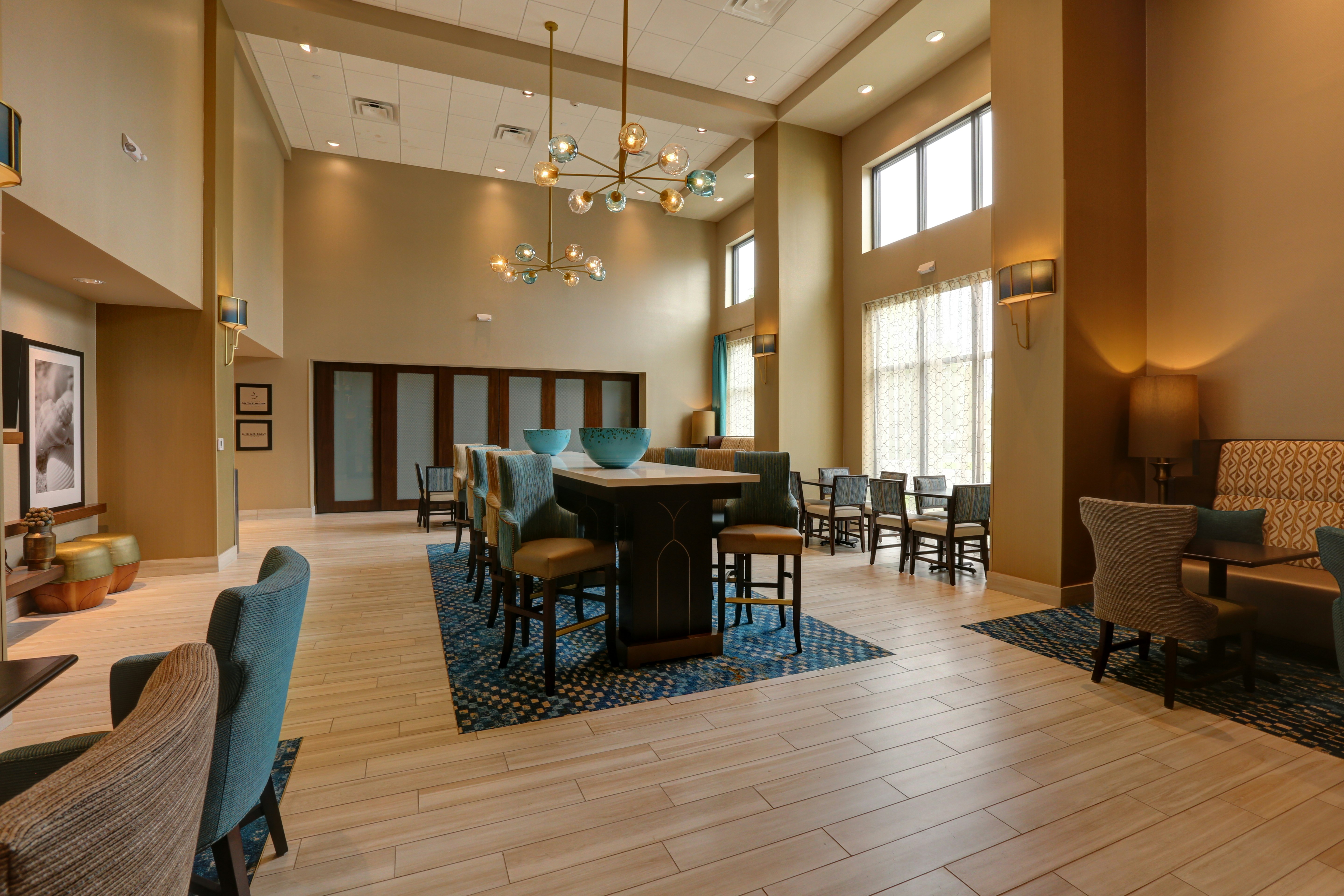Hampton Inn And Suites Tampa Busch Gardens Area 27/46