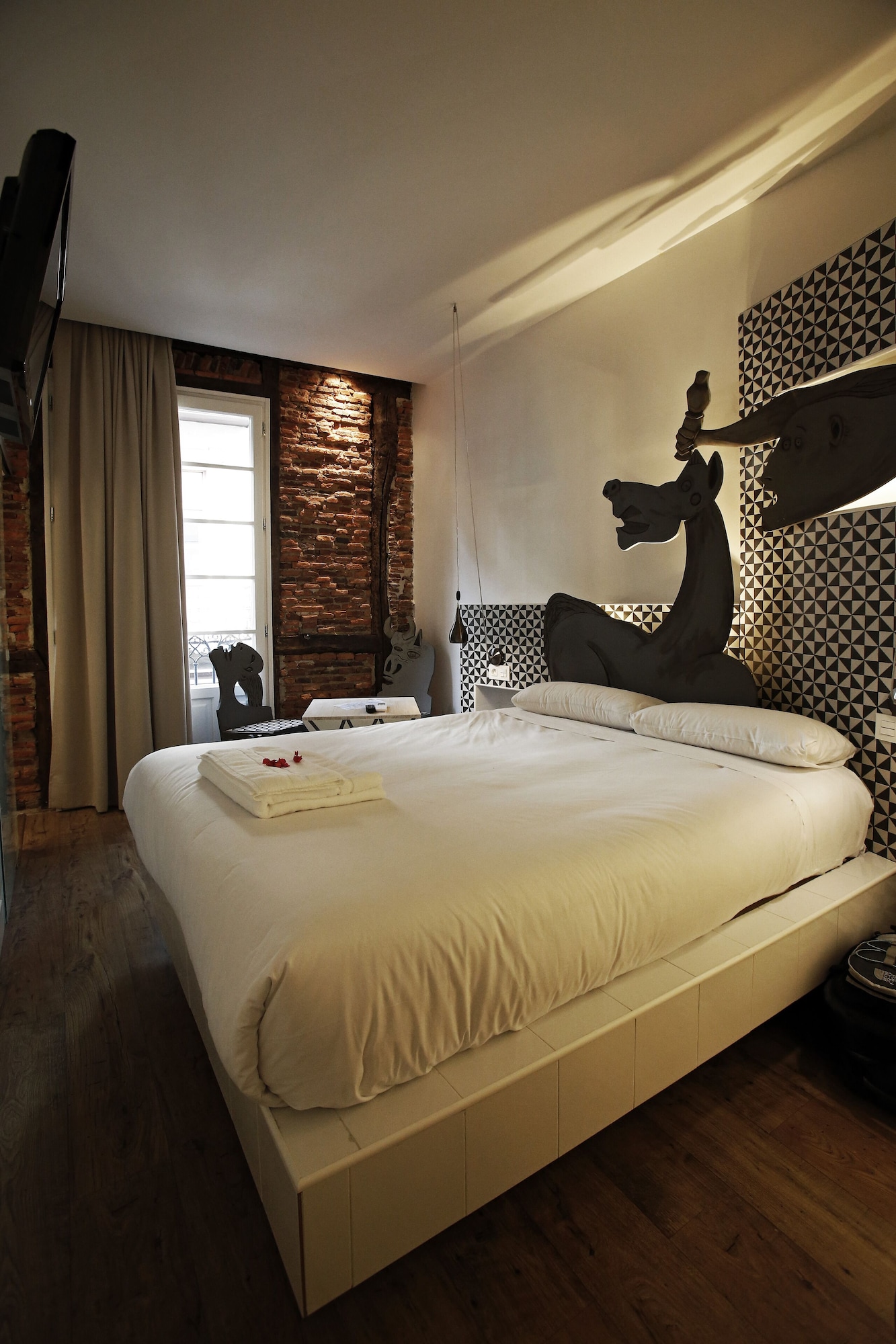 STANDARD, SINGLE, DOUBLE BED