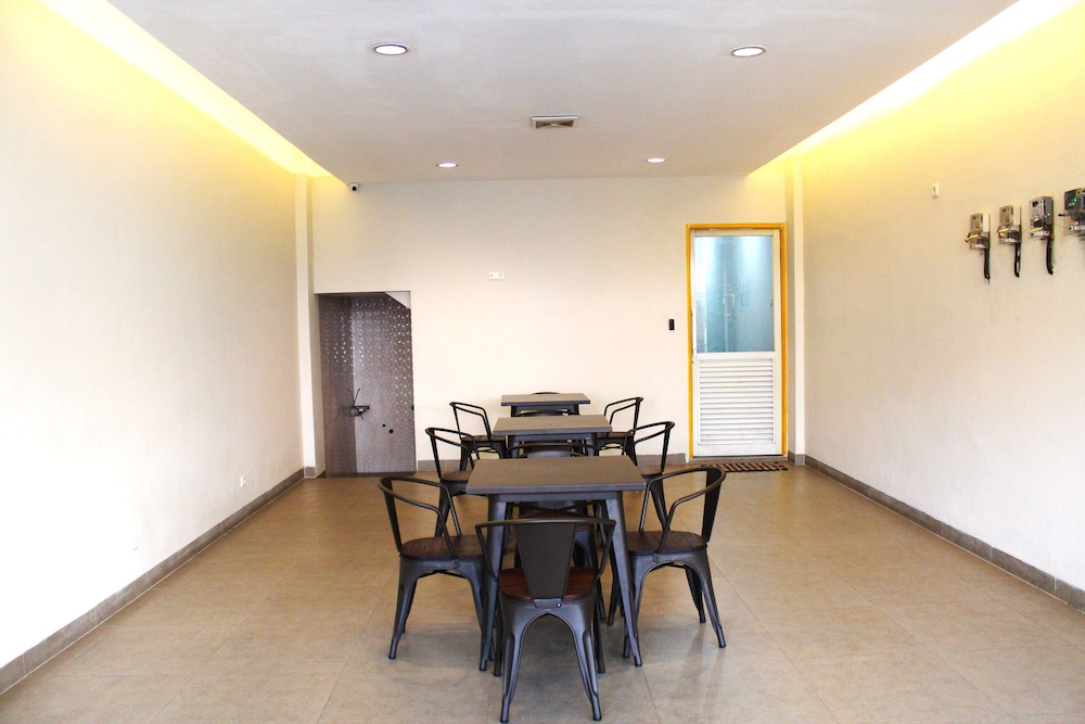 Ghurfati Hotel 14/21