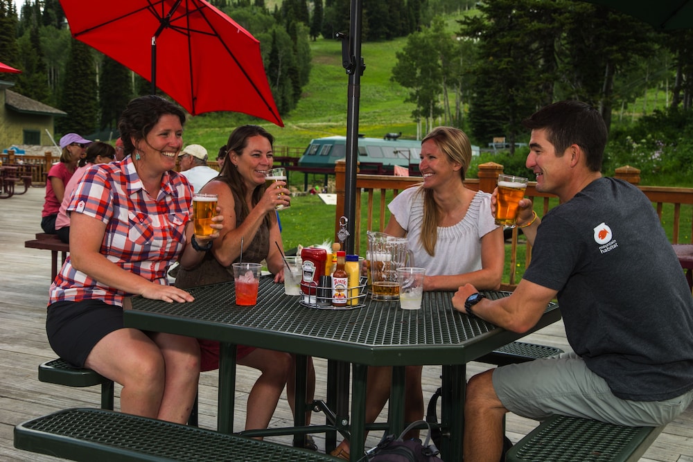 Sioux Lodge Suites by Grand Targhee Resort 34/50