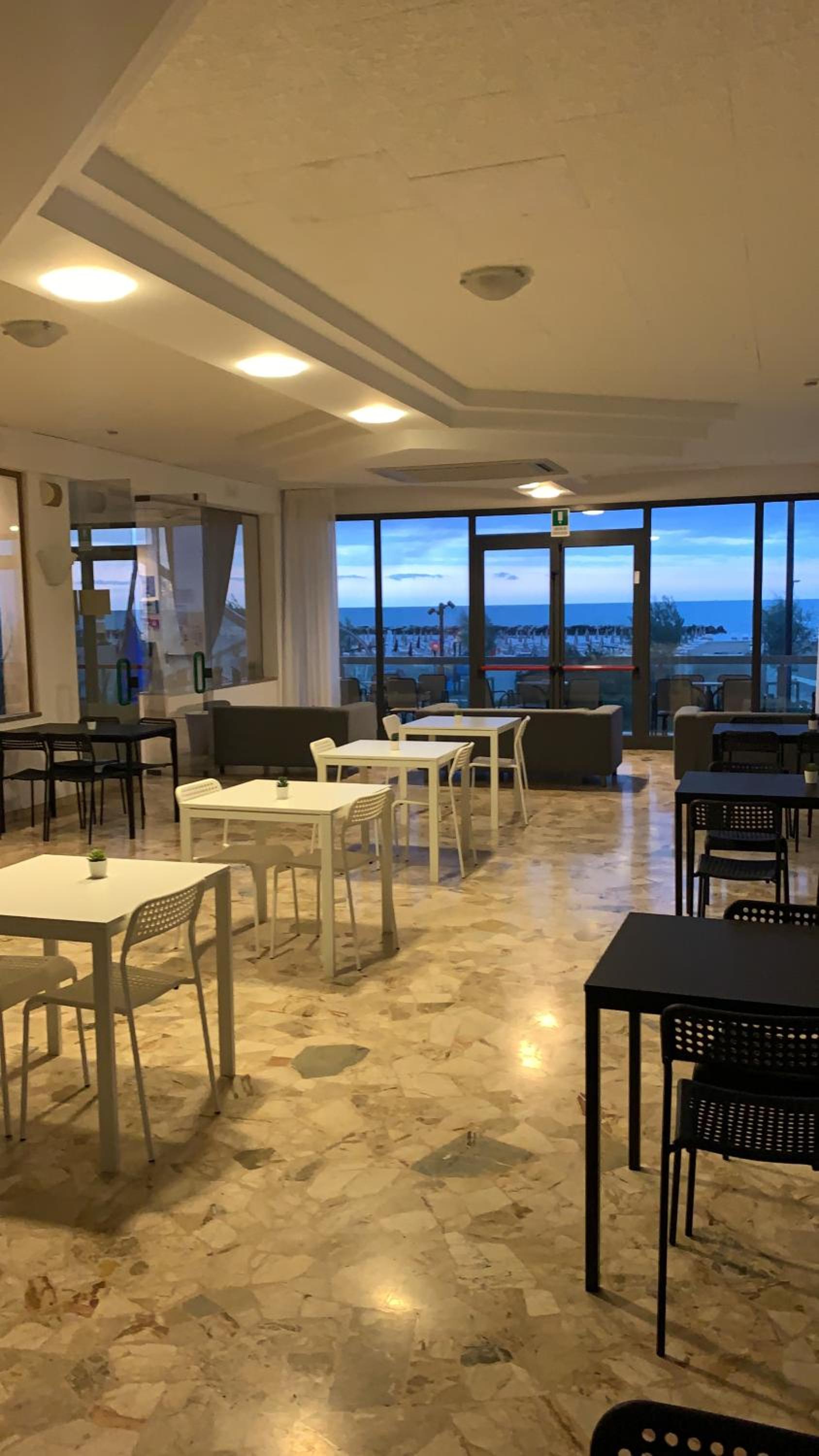 Hotel Tritone 33/50
