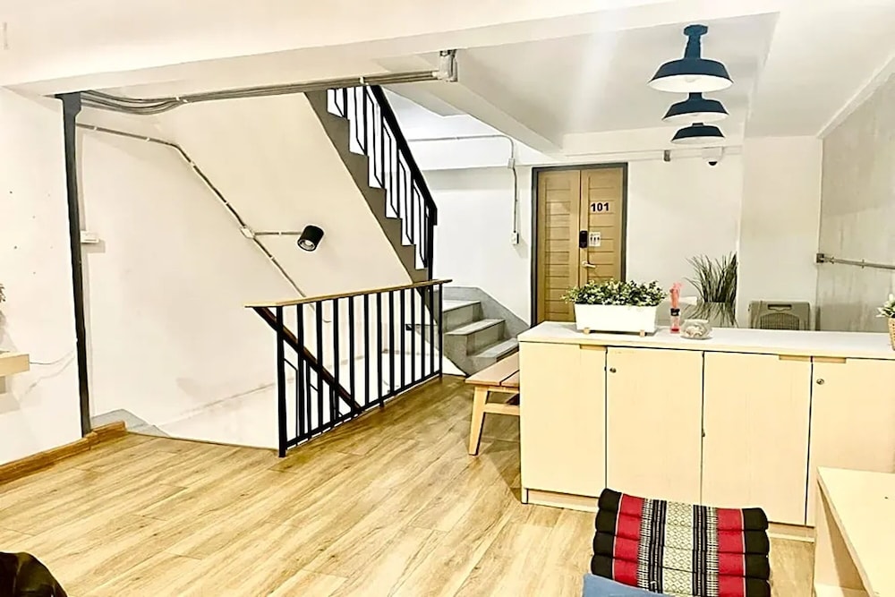 Ora Hostel Bangkok 51/65