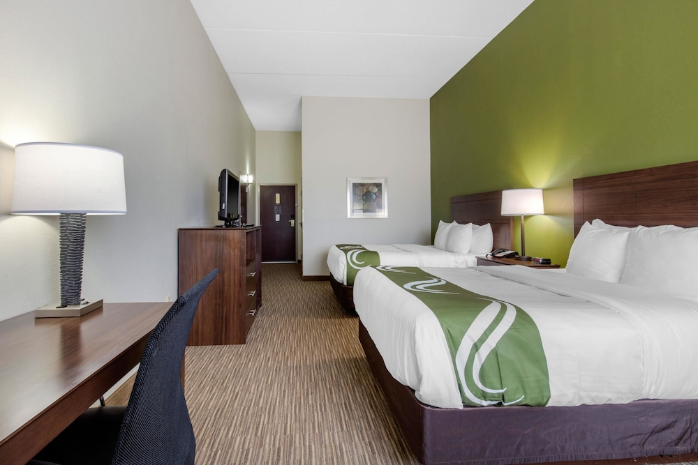 Quality Inn & Suites Mountain Home North 8/34