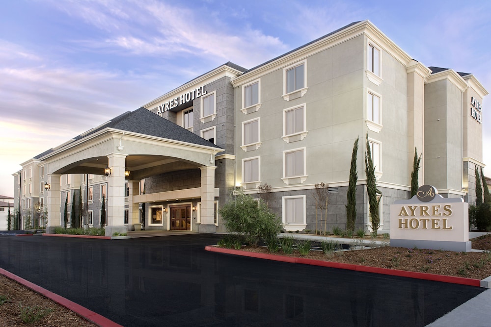 Ayres Hotel Fountain Valley 1/49