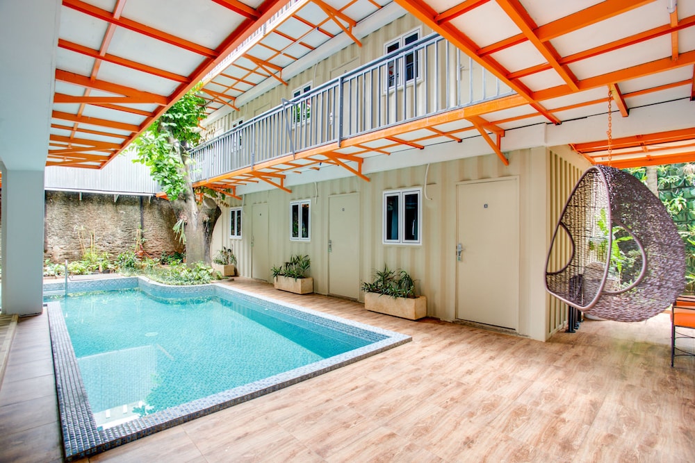 OYO 3300 Nadjara Residence Syariah 17/23