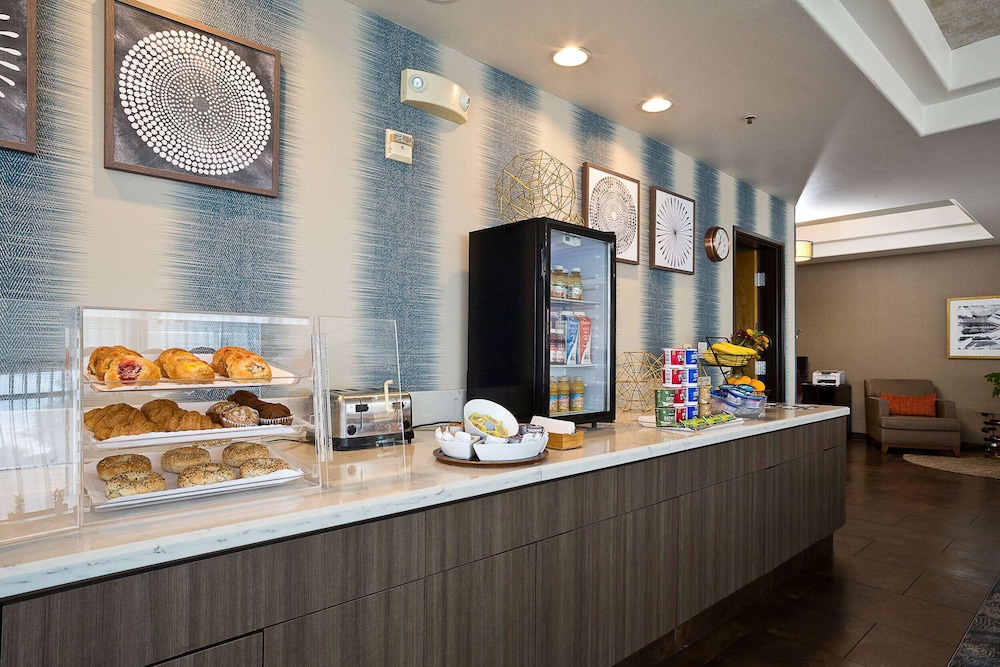 Hawthorn Suites By Wyndham Oakland/Alameda 40/50