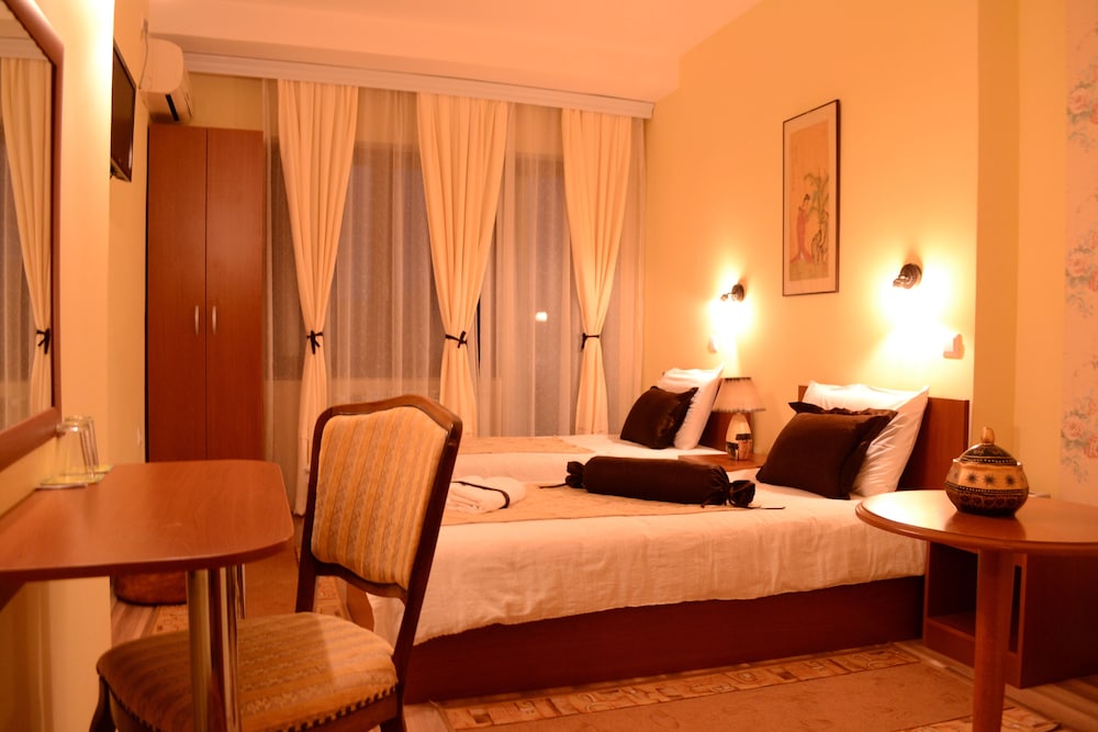 Hotel Pine 23/38
