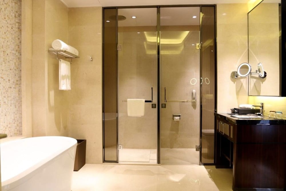GRAND SKYLIGHT INTERNATIONAL HOTEL BEIJING 26/28