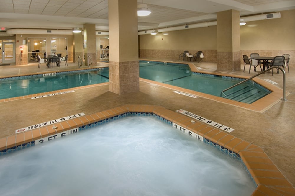 Drury Inn & Suites Near La Cantera Parkway 28/50