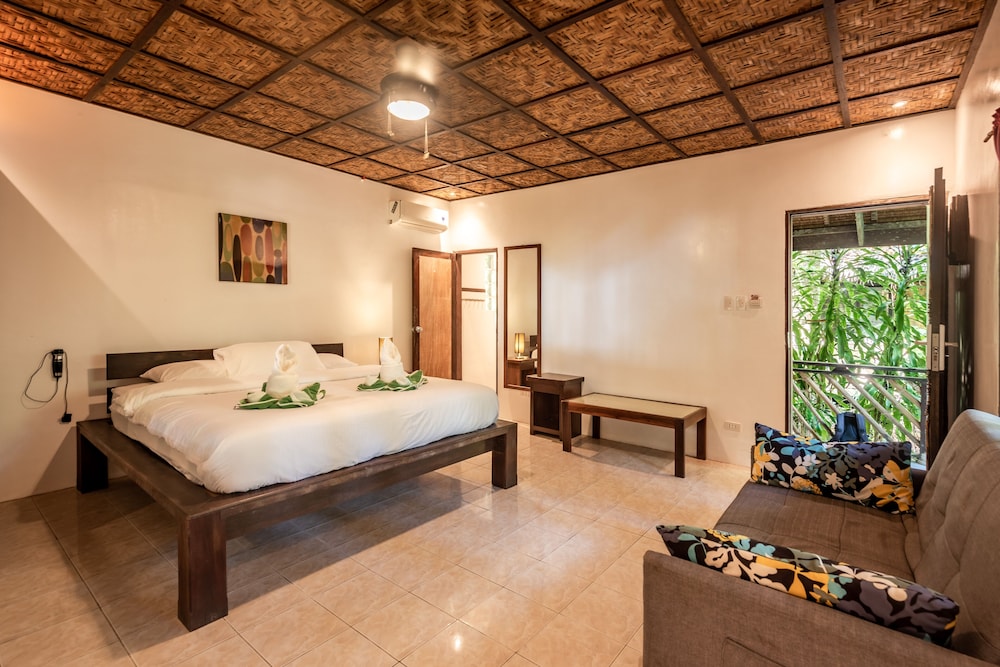 Siargao Inn Beach Resort 7/50