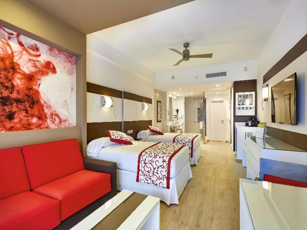 Elite, Swim Up, Club, Junior Suite
