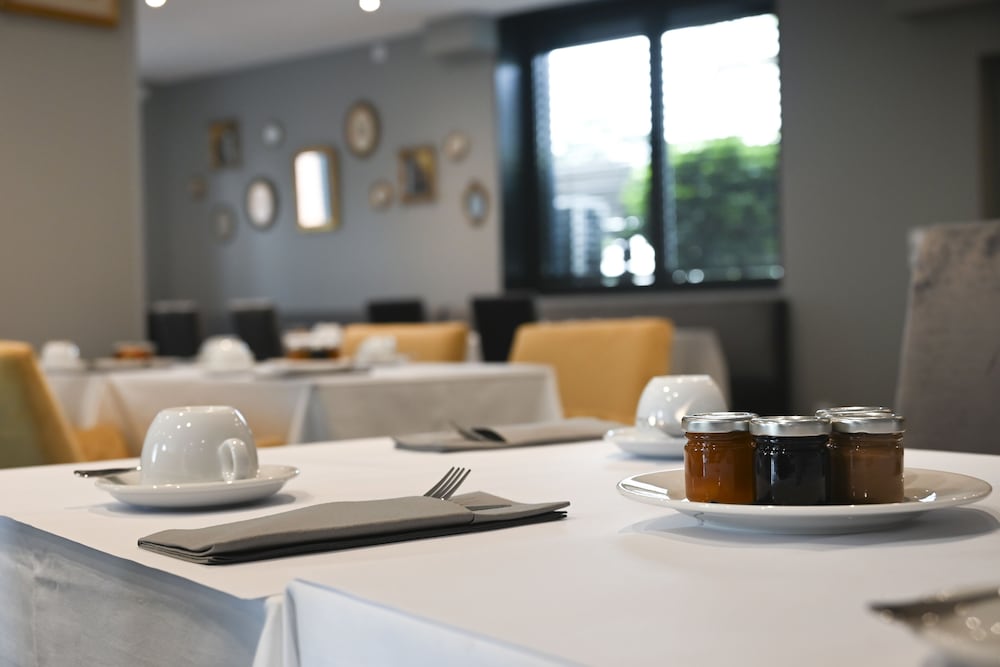 Ancor Hotel 34/50