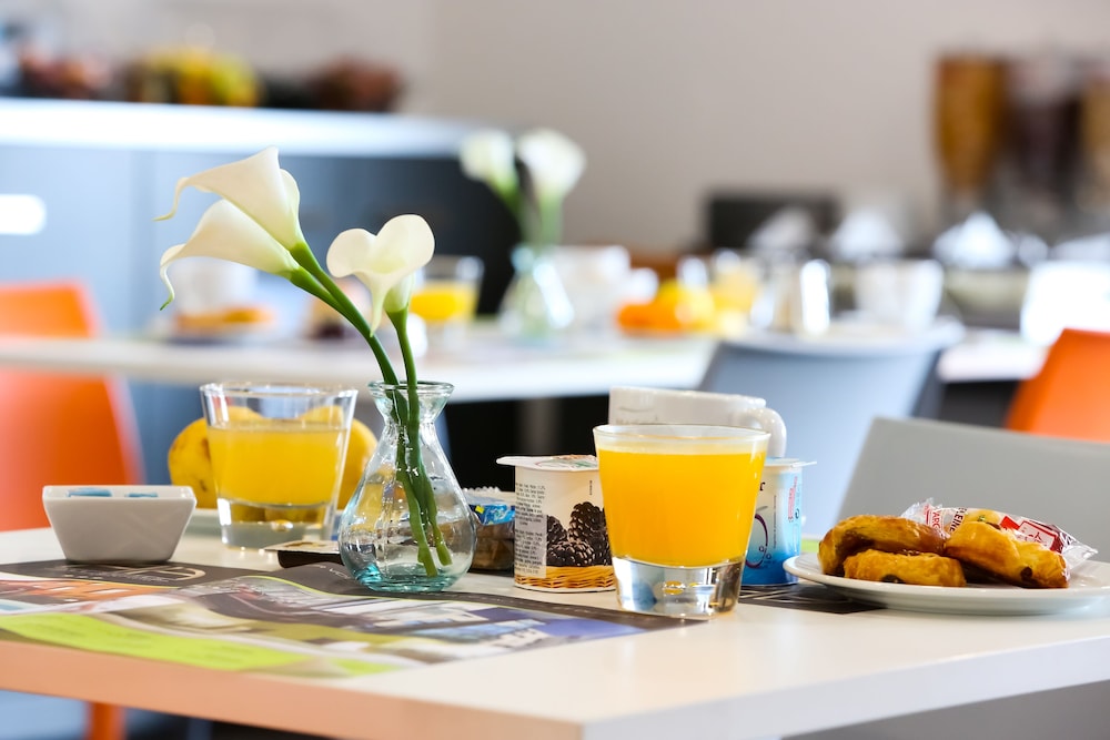 All Suites Appart Hôtel Orly Rungis 49/55