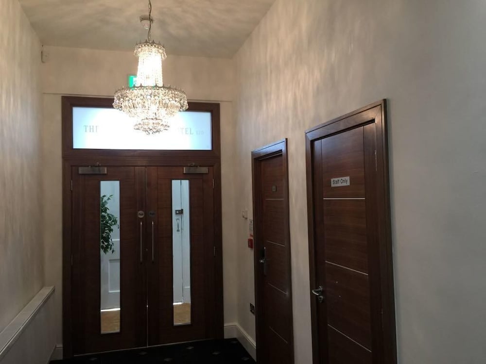 Marlborough Hotel 23/42