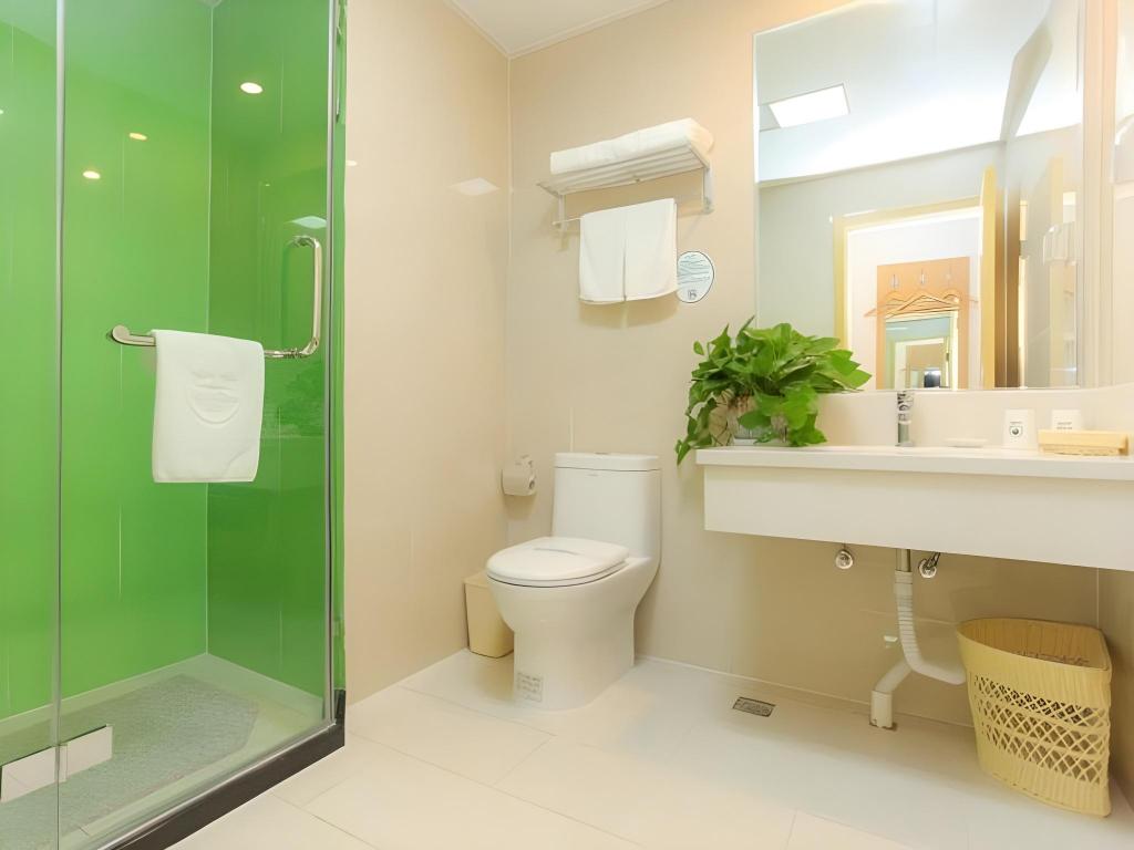 Greentree Inn Jiangsu Suqian Sucheng District Weishanhu Road Business Hotel 10/12