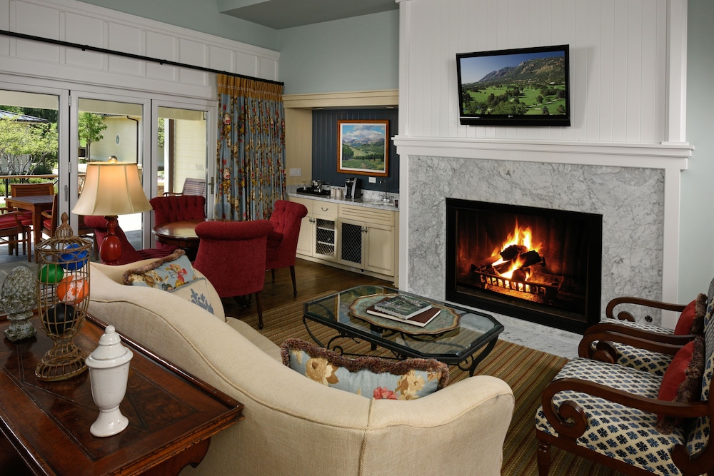 THE BROADMOOR 46/73