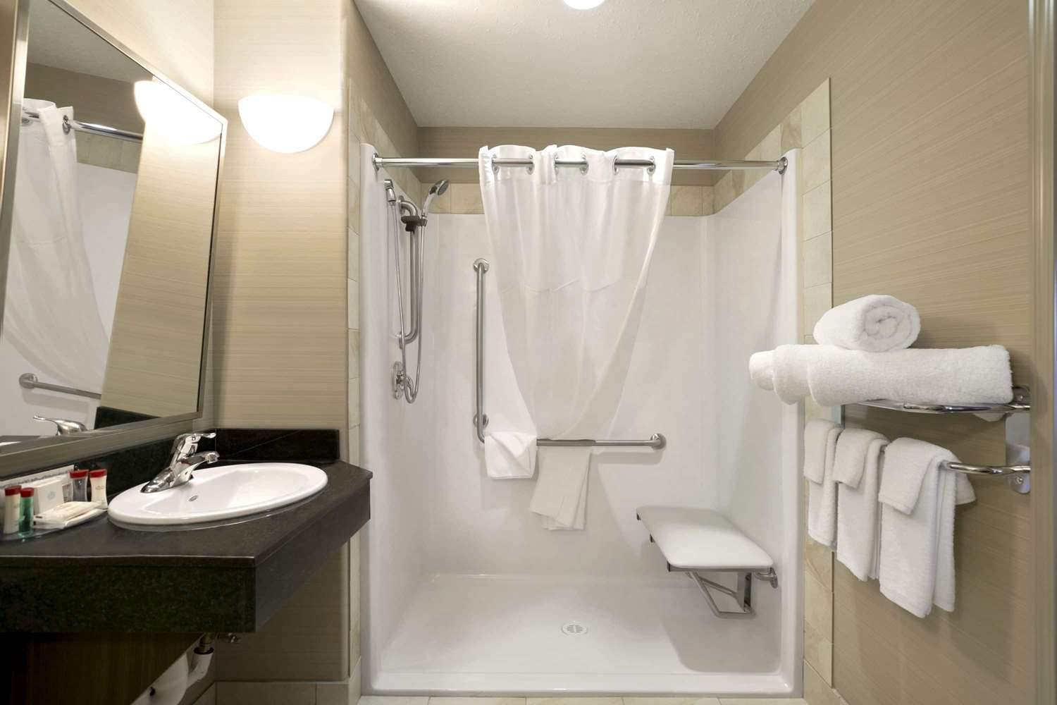Ramada Conklin 7/8