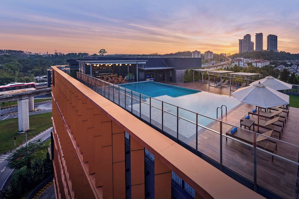 MTREE Hotel 4/69