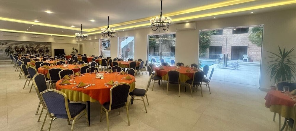 The Petra Palace Hotel 58/70