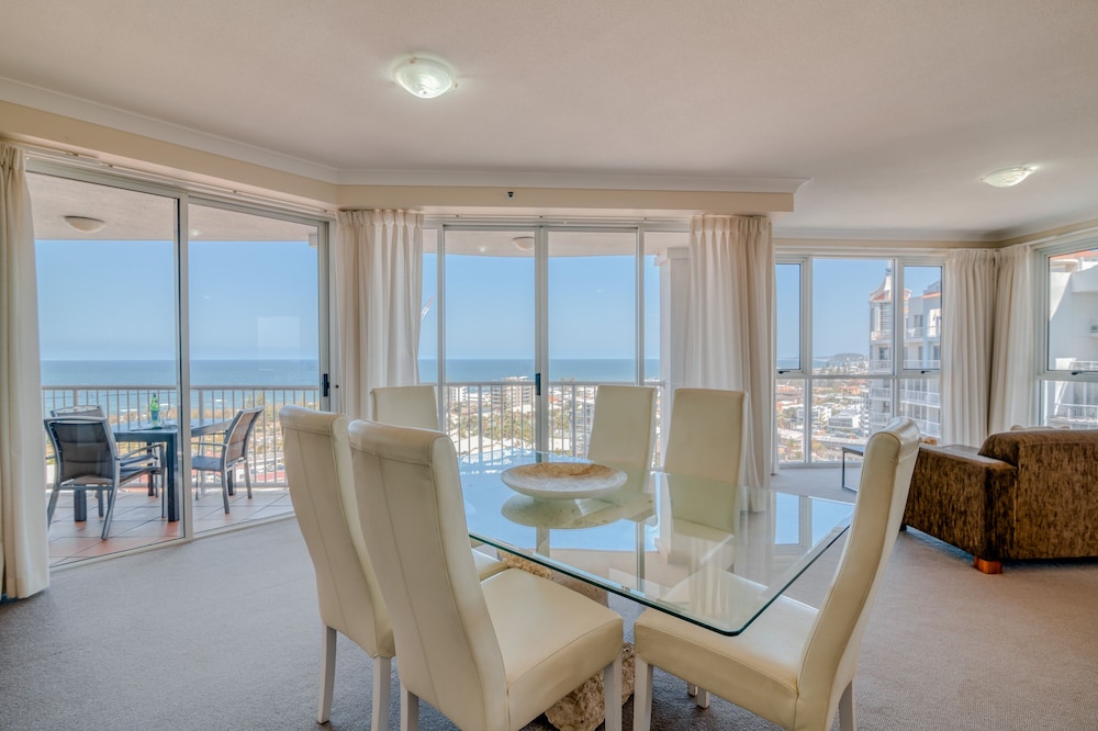 Bel Air on Broadbeach 41/50
