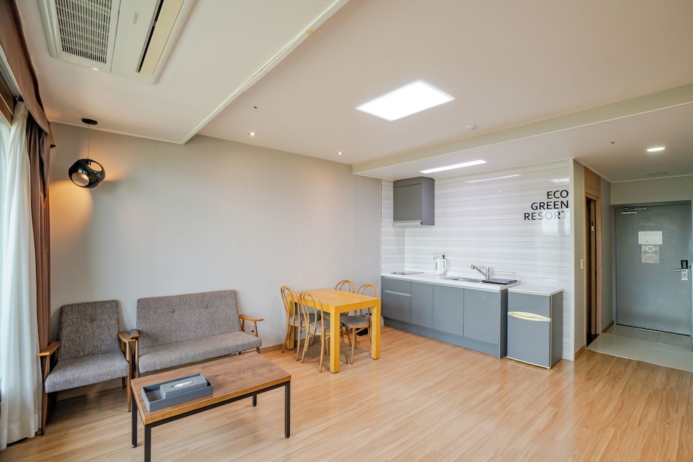 Eco Green Resort 53/77