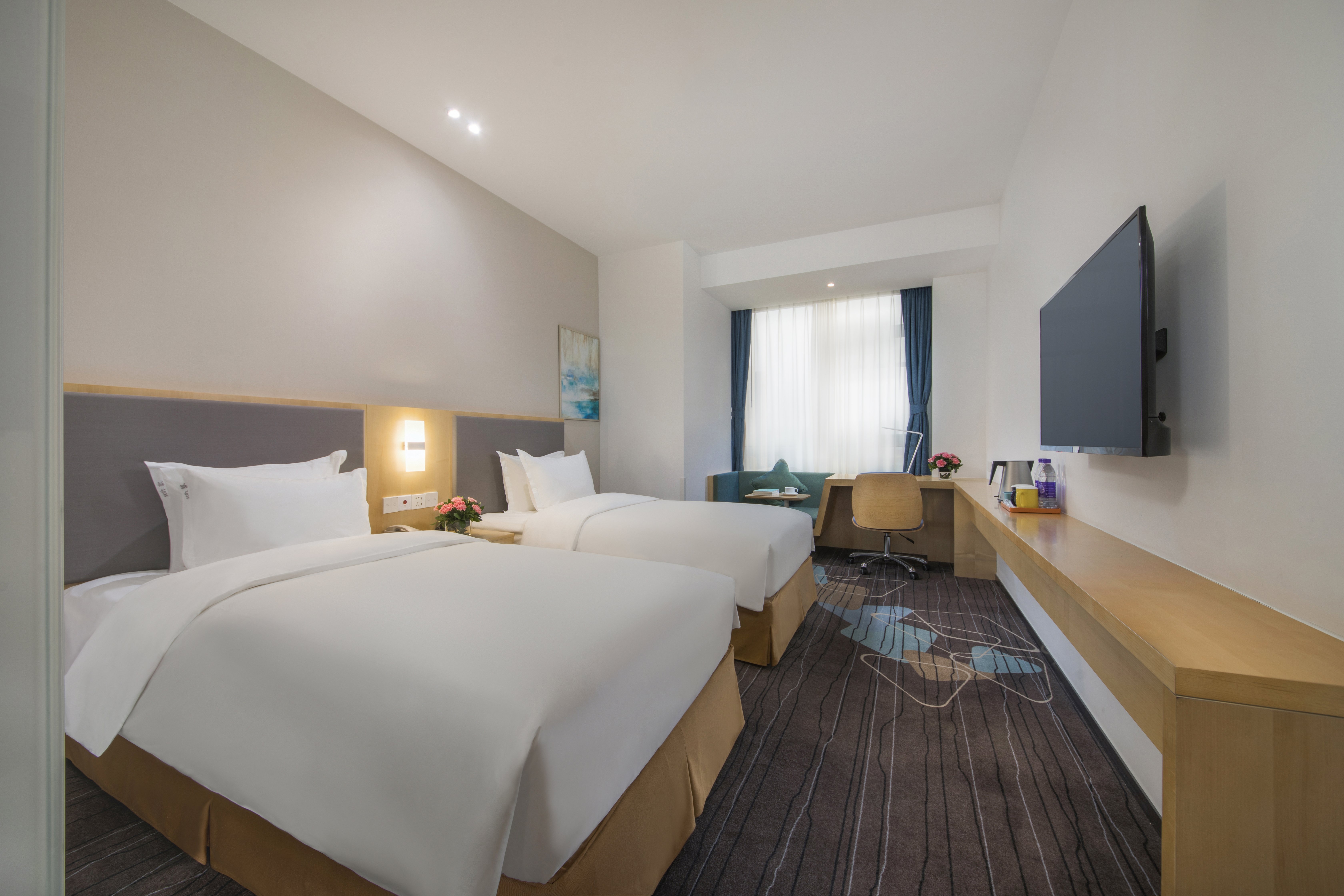 Holiday Inn Express Yantai Yeda 22/51