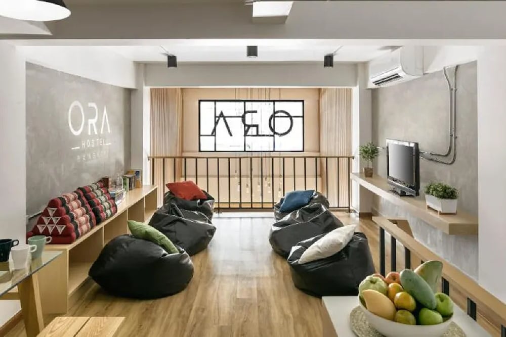 Ora Hostel Bangkok 54/65