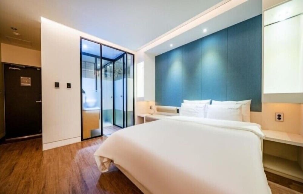 Noel Business Hotel 32/59