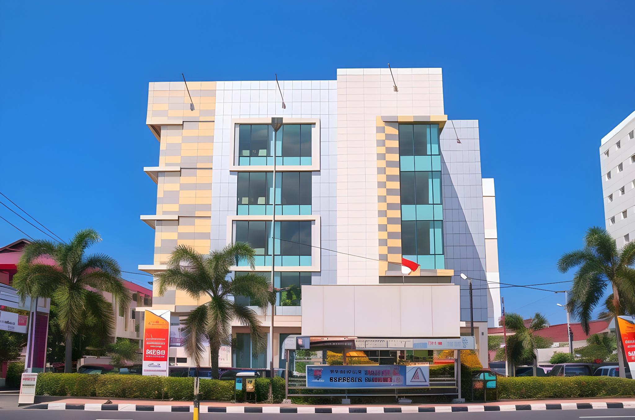 DAIMA HOTEL 4/55
