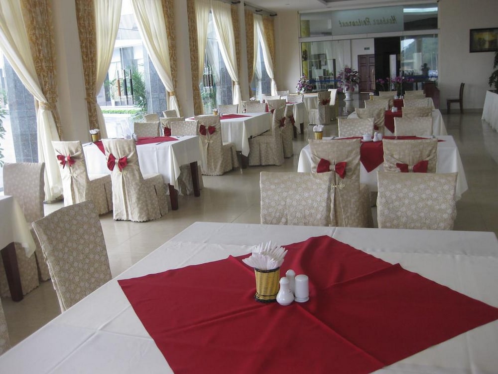 Hung Long Harbour Hotel 44/58
