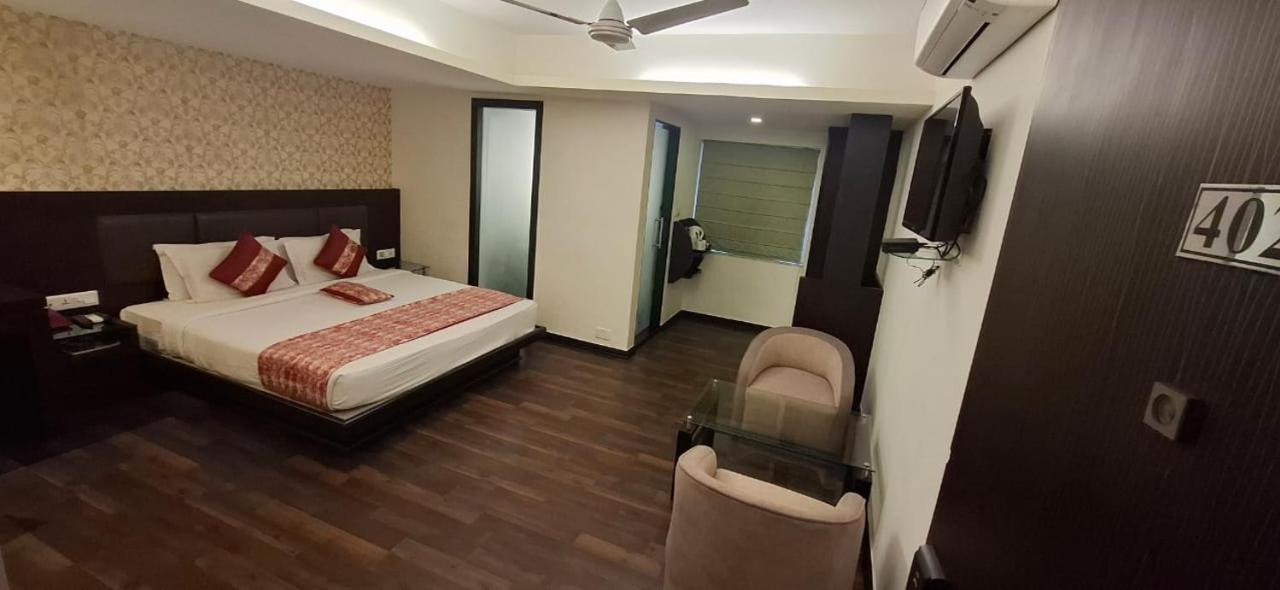 Viceroy Boutique Hotel, Kolkata 12/26