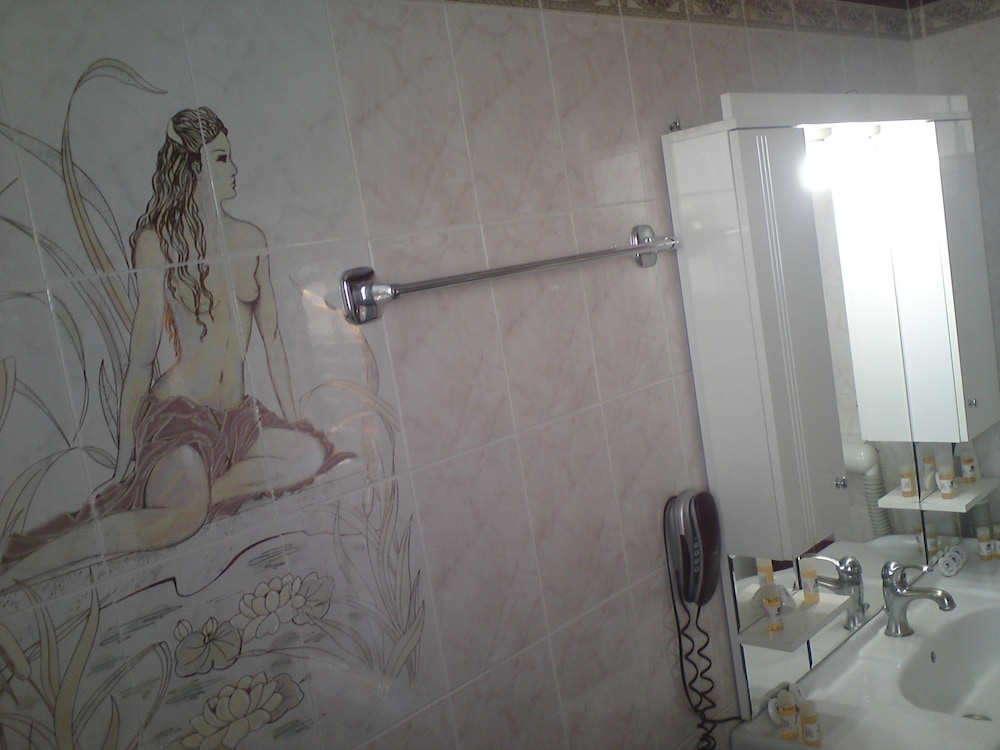Faros 2 Hotel 17/36
