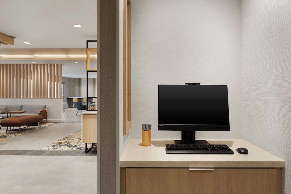 TownePlace Suites by Marriott Crown Point 17/26
