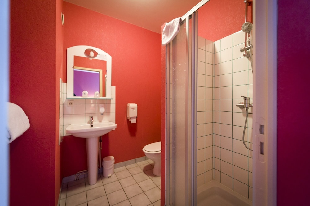 Hotel the Originals Saumur Ouest La Saulaie 26/63