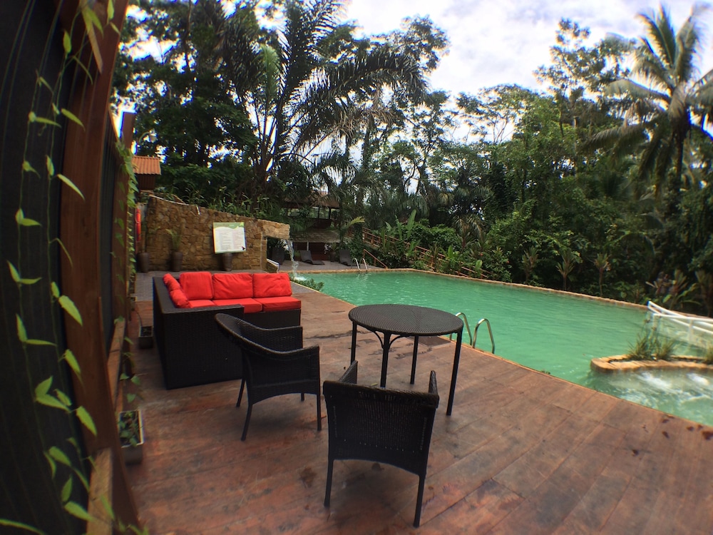 Hotel Rana Roja Lodge 17/50