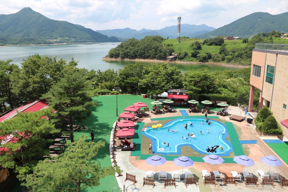 Cheongpung Resort 37/50