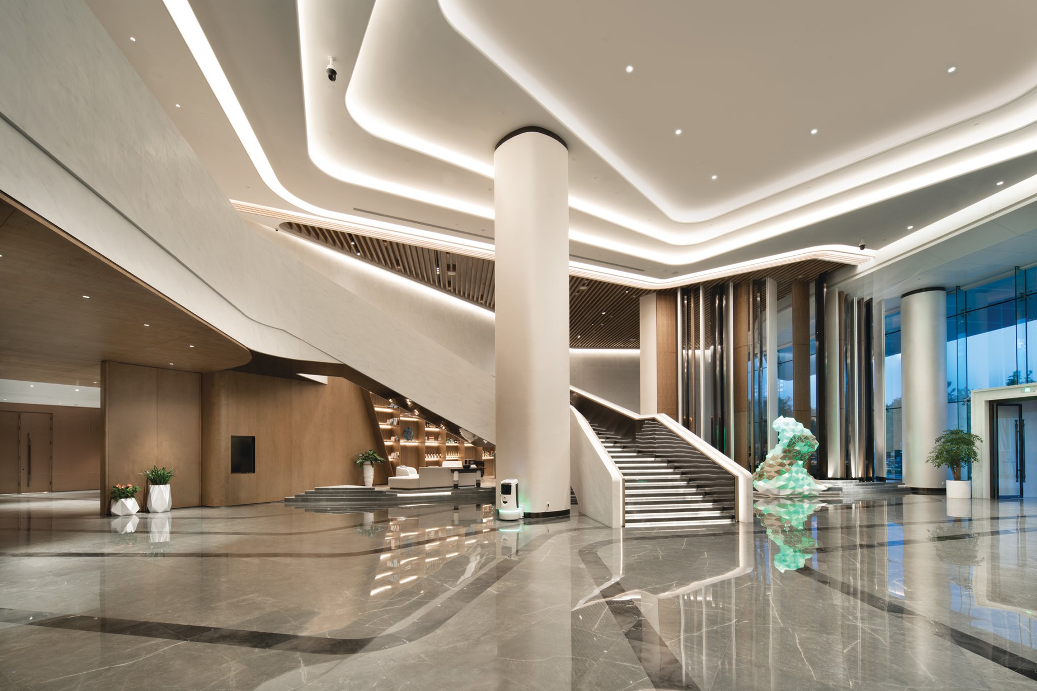 CROWNE PLAZA WUHAN OPTICS VALLEY 9/72