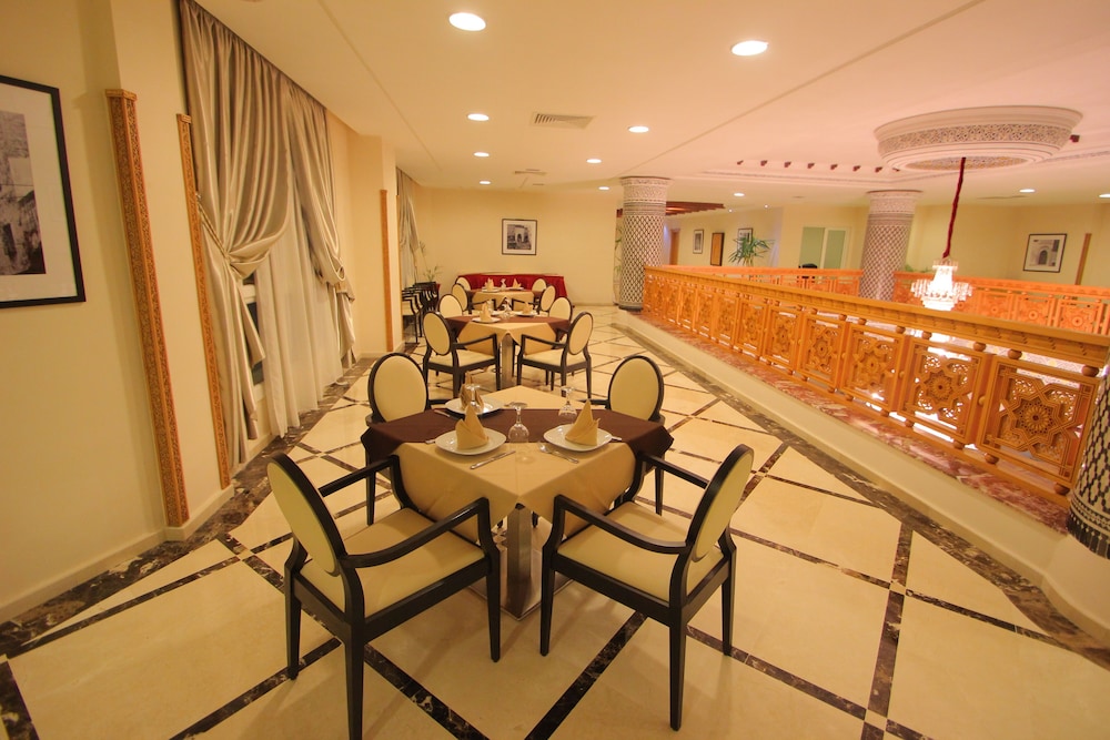 HOTEL LA PALOMA 20/26