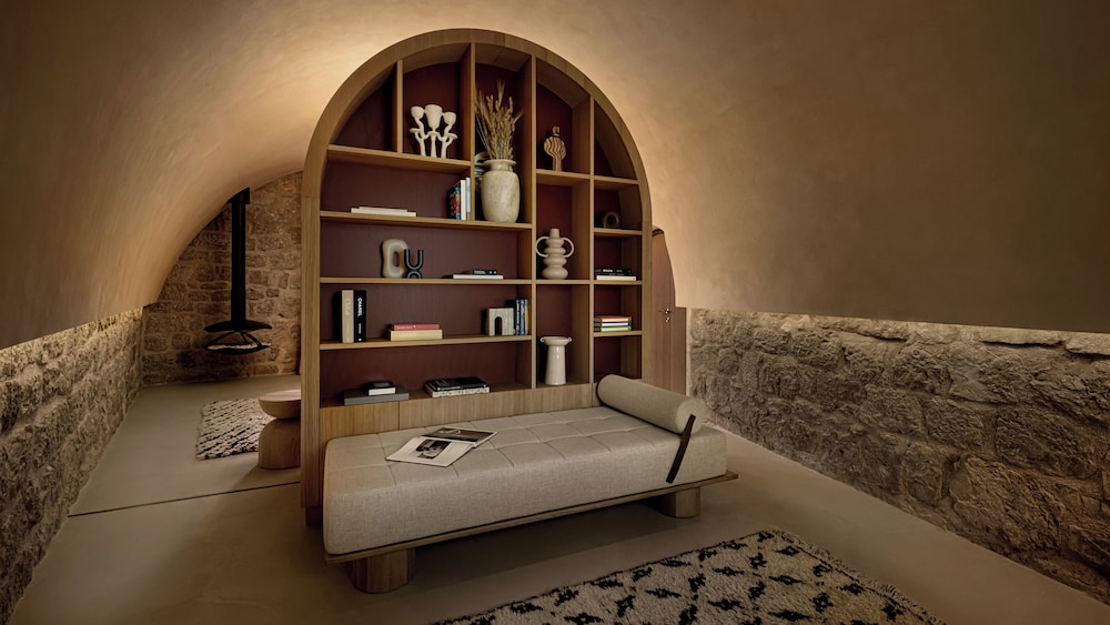 Sky, Suite, King Bed, Forest View