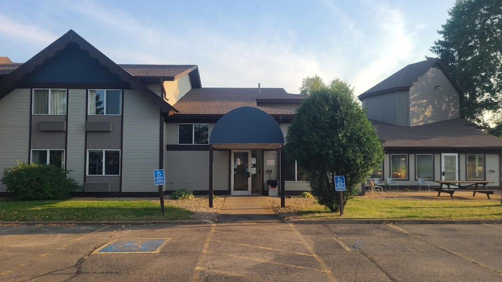 Nisswa Inn And Suites 60/61