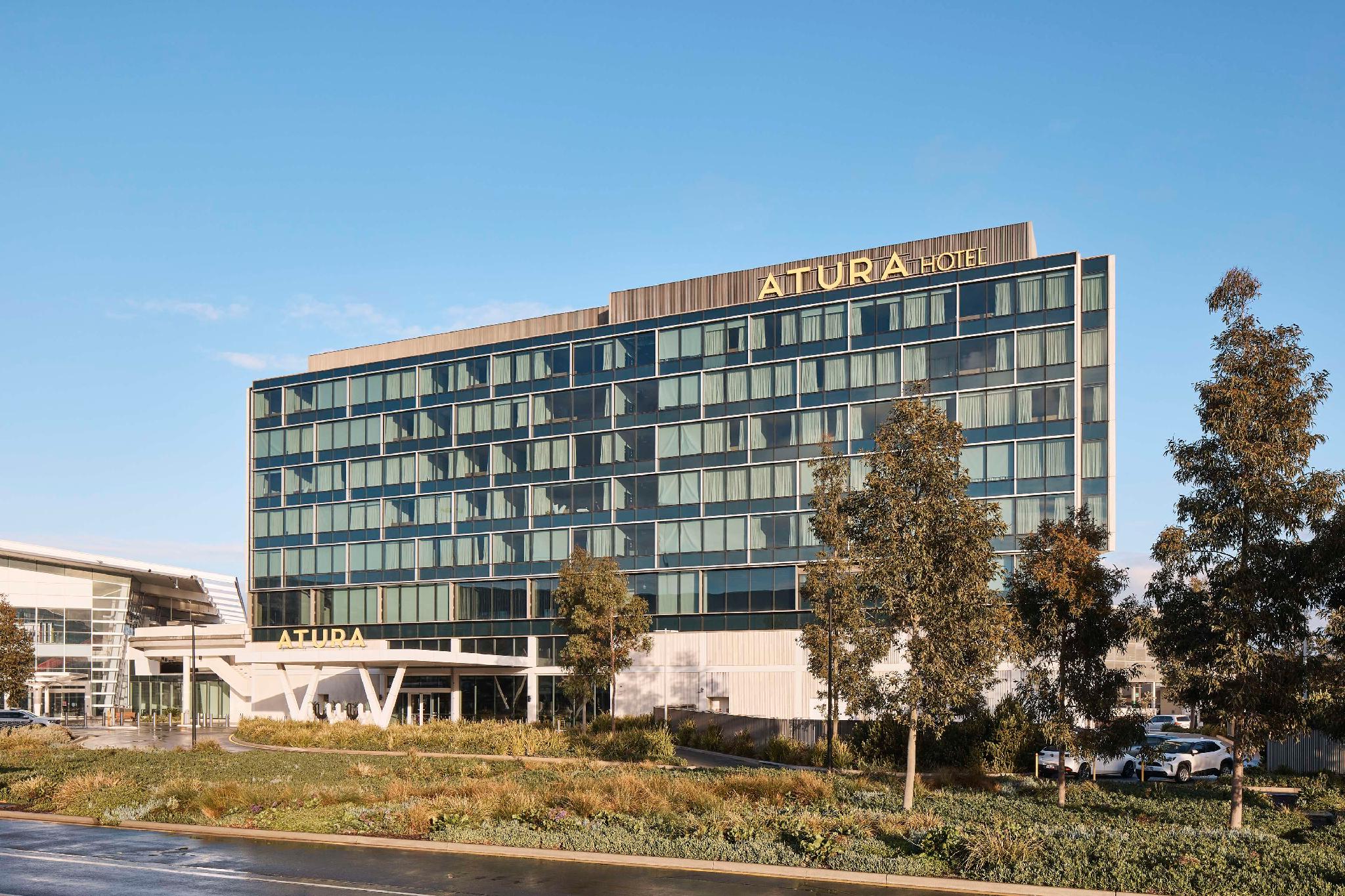 ATURA ADELAIDE AIRPORT HOTEL