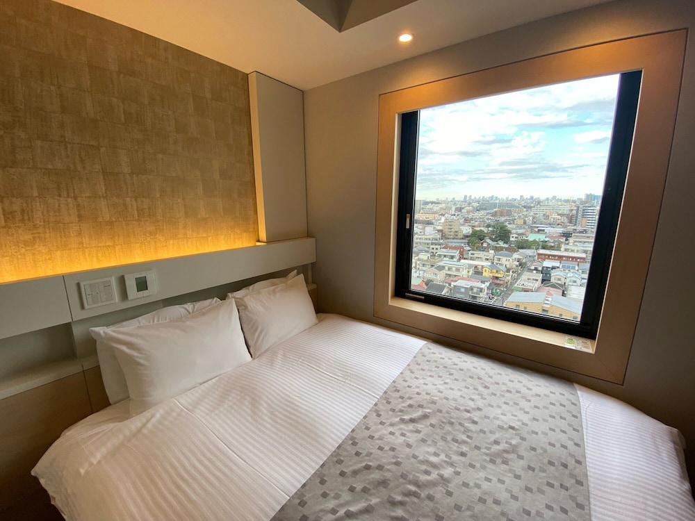 DELUXE, DOUBLE BED