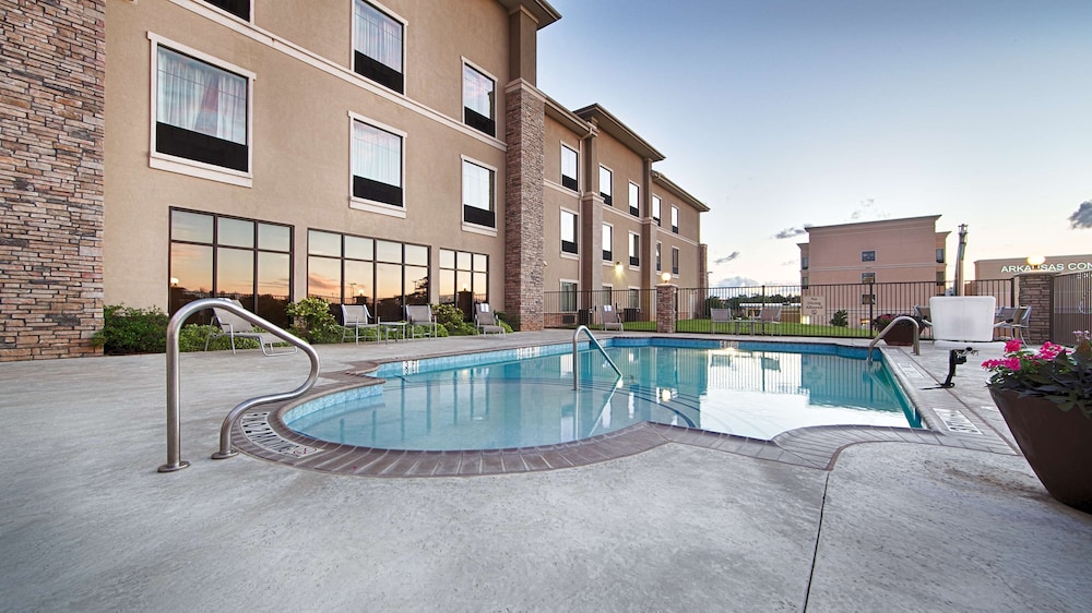 Best Western Plus Texarkana Inn & Suites 1/29