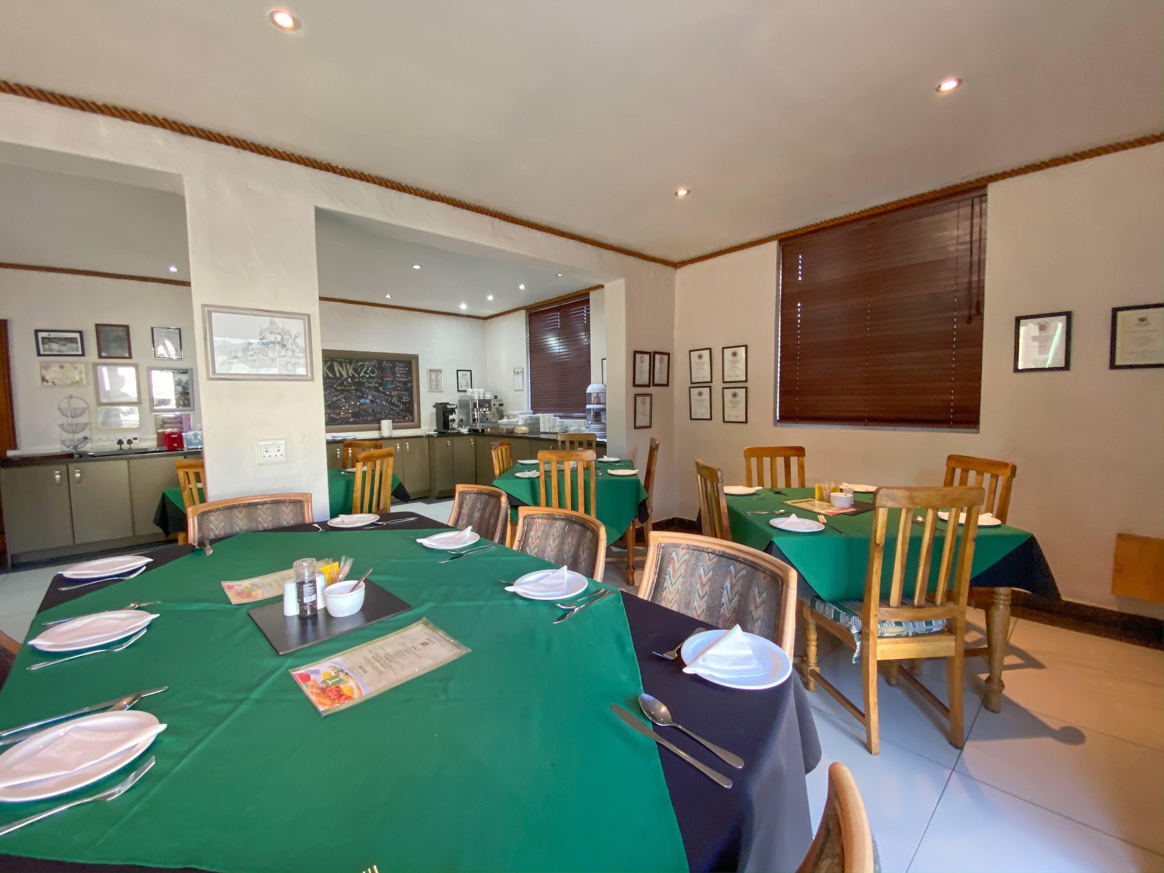 Turnberry Boutique Hotel 41/49