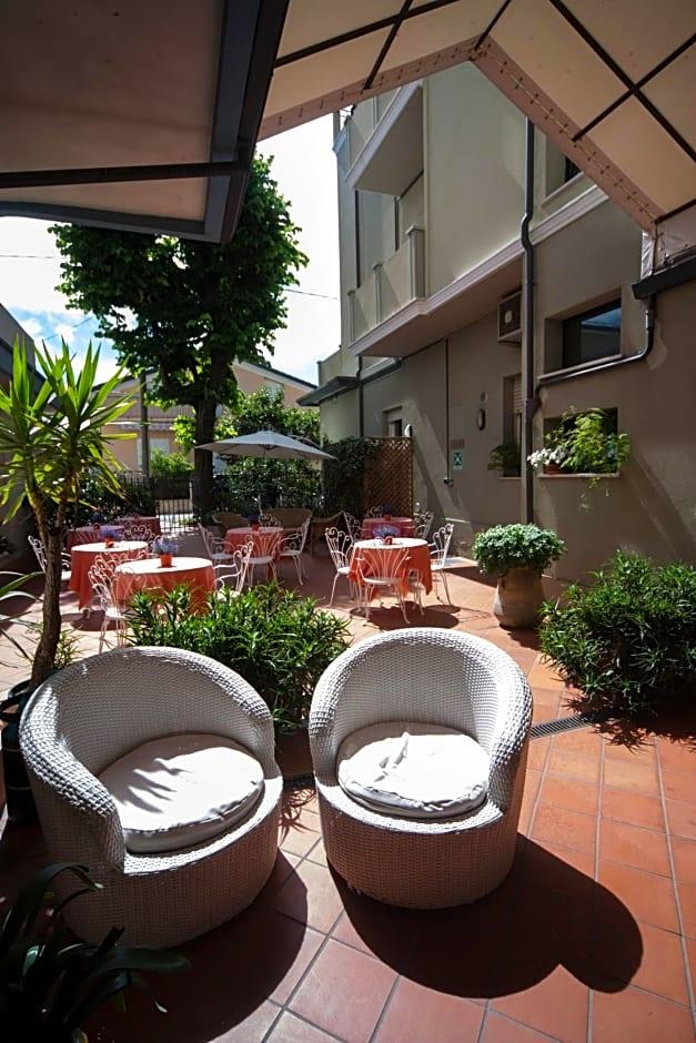 Hotel Ricchi 40/50